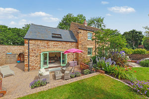 Dunston Grange, Dunston Lane Dunston